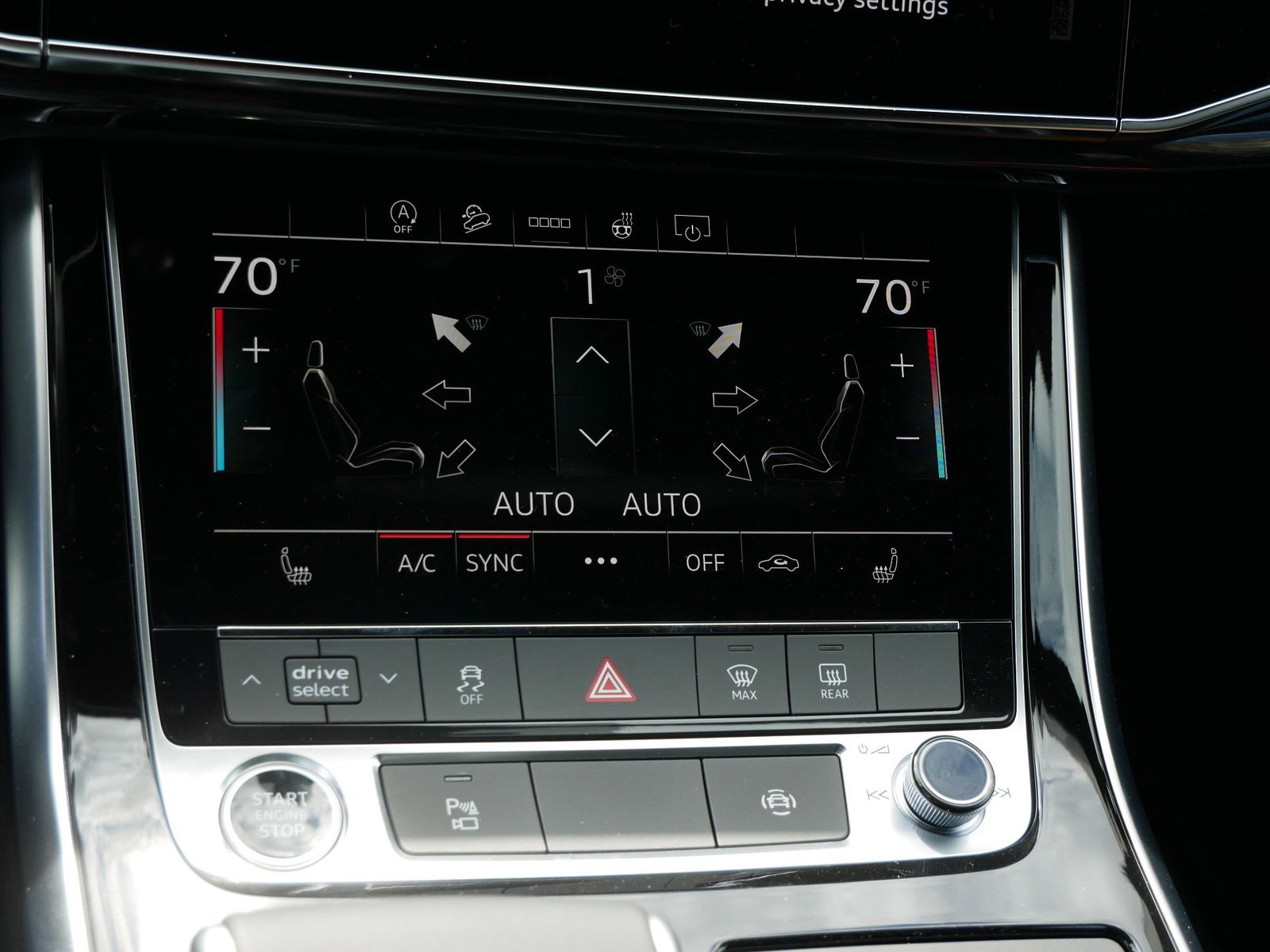 Thumbnail: 2026 Audi Q7 - 18