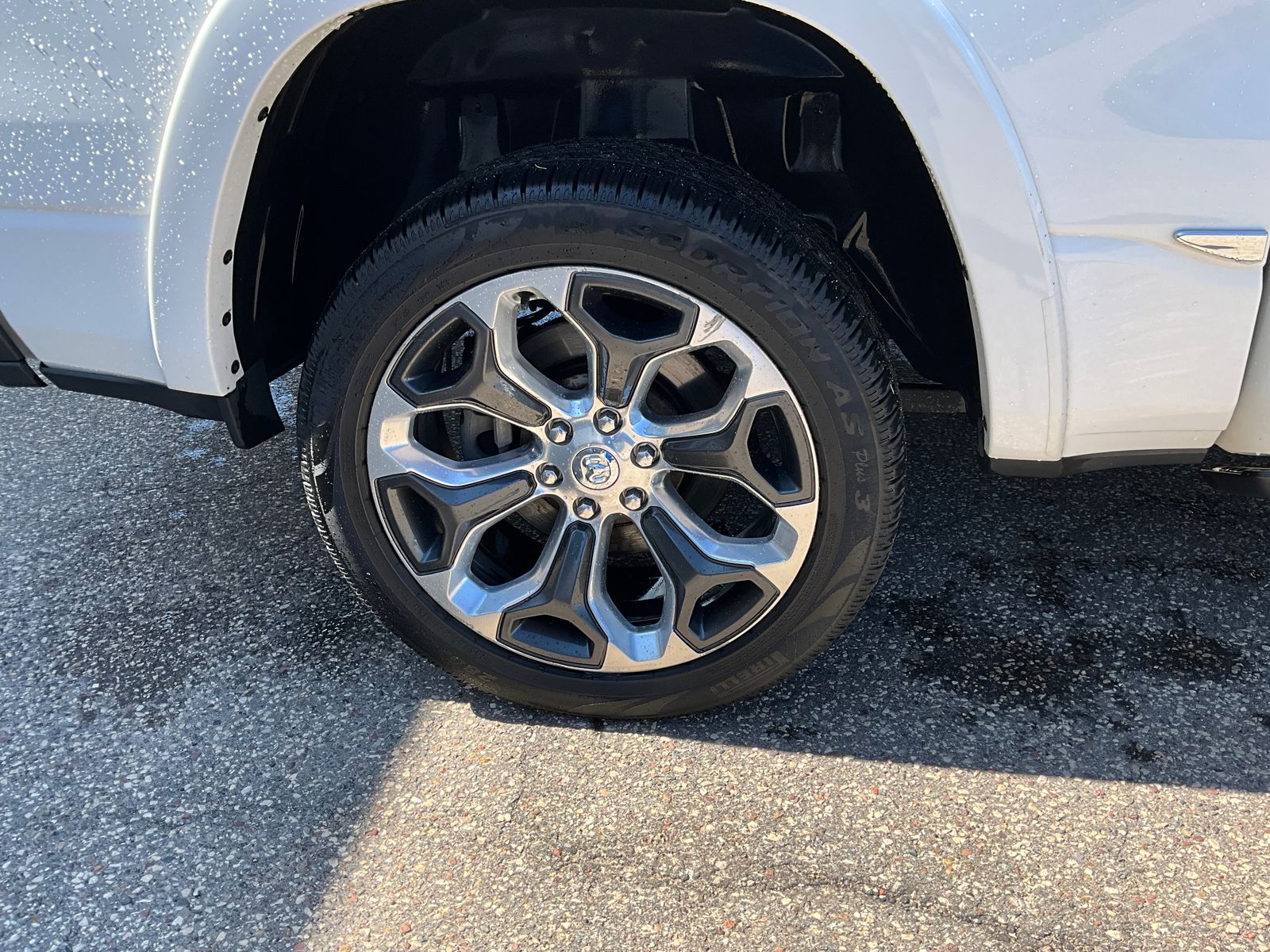 Thumbnail: 2019 RAM 1500 - 15