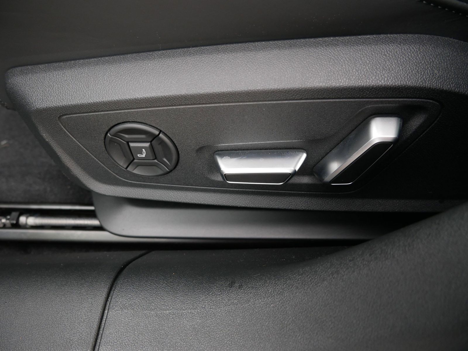 Thumbnail: 2026 Audi S5 - 15