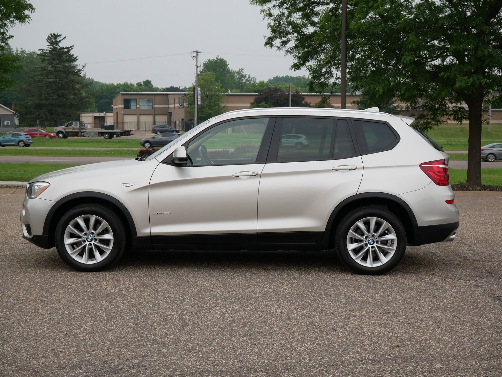 Used 2017 BMW X3 xDrive28i with VIN 5UXWX9C39H0W70799 for sale in Saint Paul, Minnesota