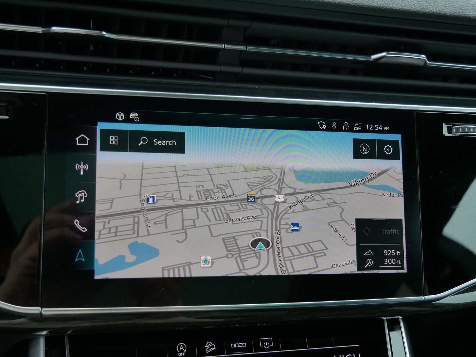 Thumbnail: 2025 Audi Q8 - 22