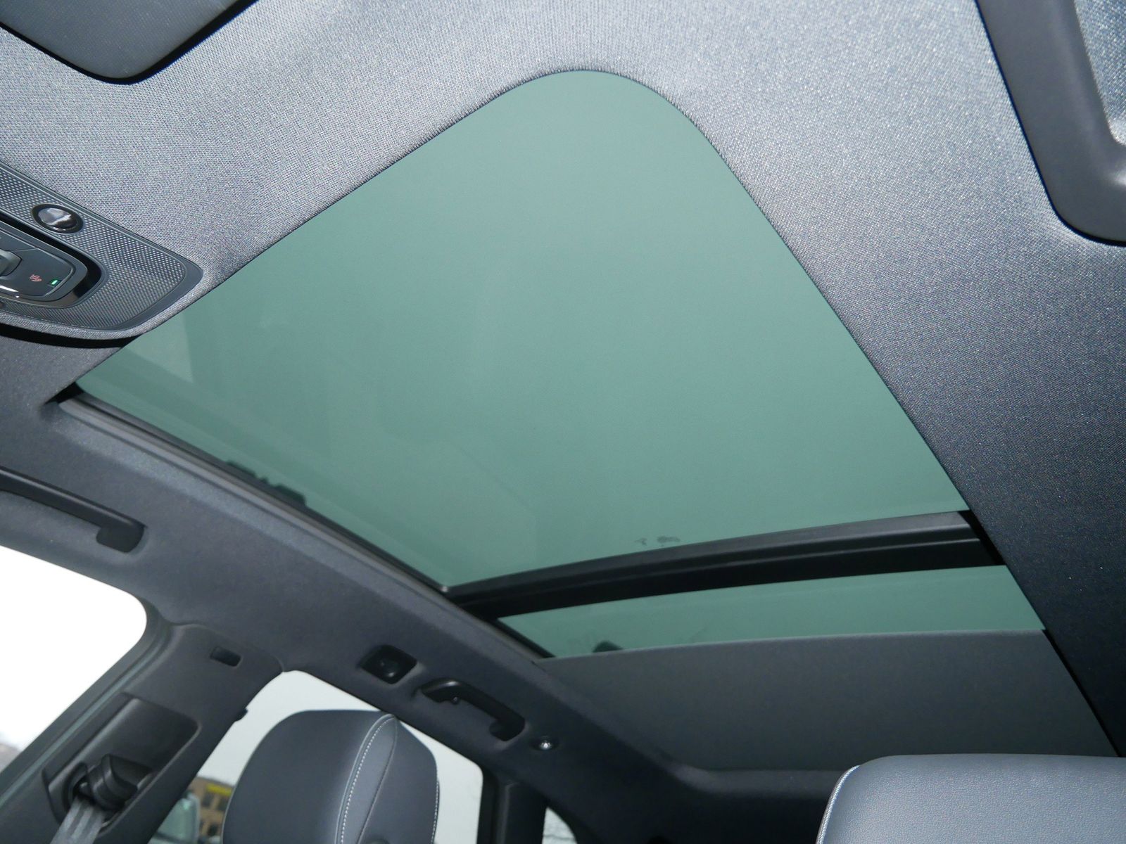 Thumbnail: 2025 Audi Q5 - 30