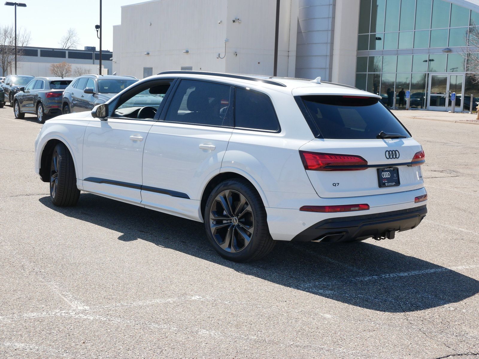 Thumbnail: 2026 Audi Q7 - 3