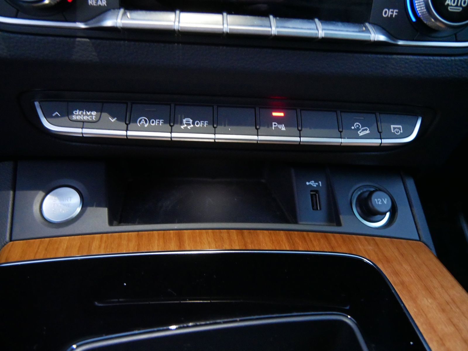 Thumbnail: 2021 Audi Q5 - 18