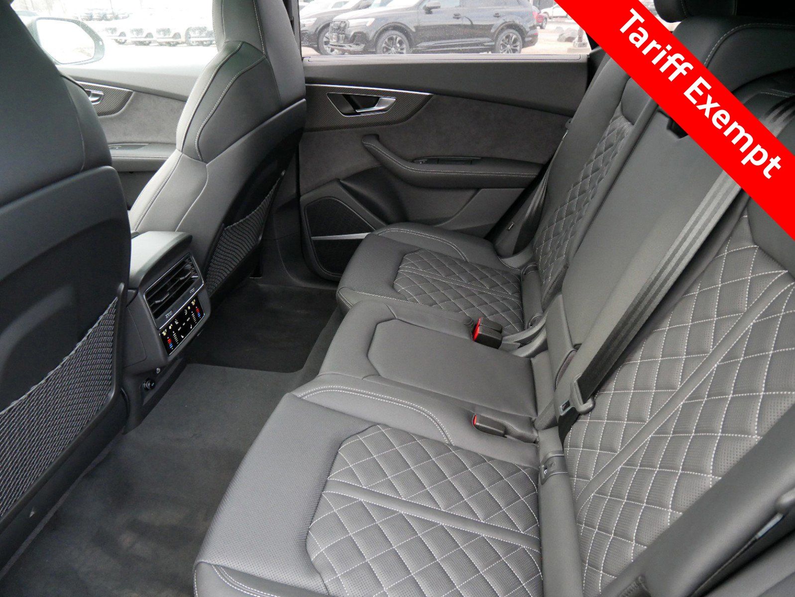 Thumbnail: 2025 Audi SQ8 - 9
