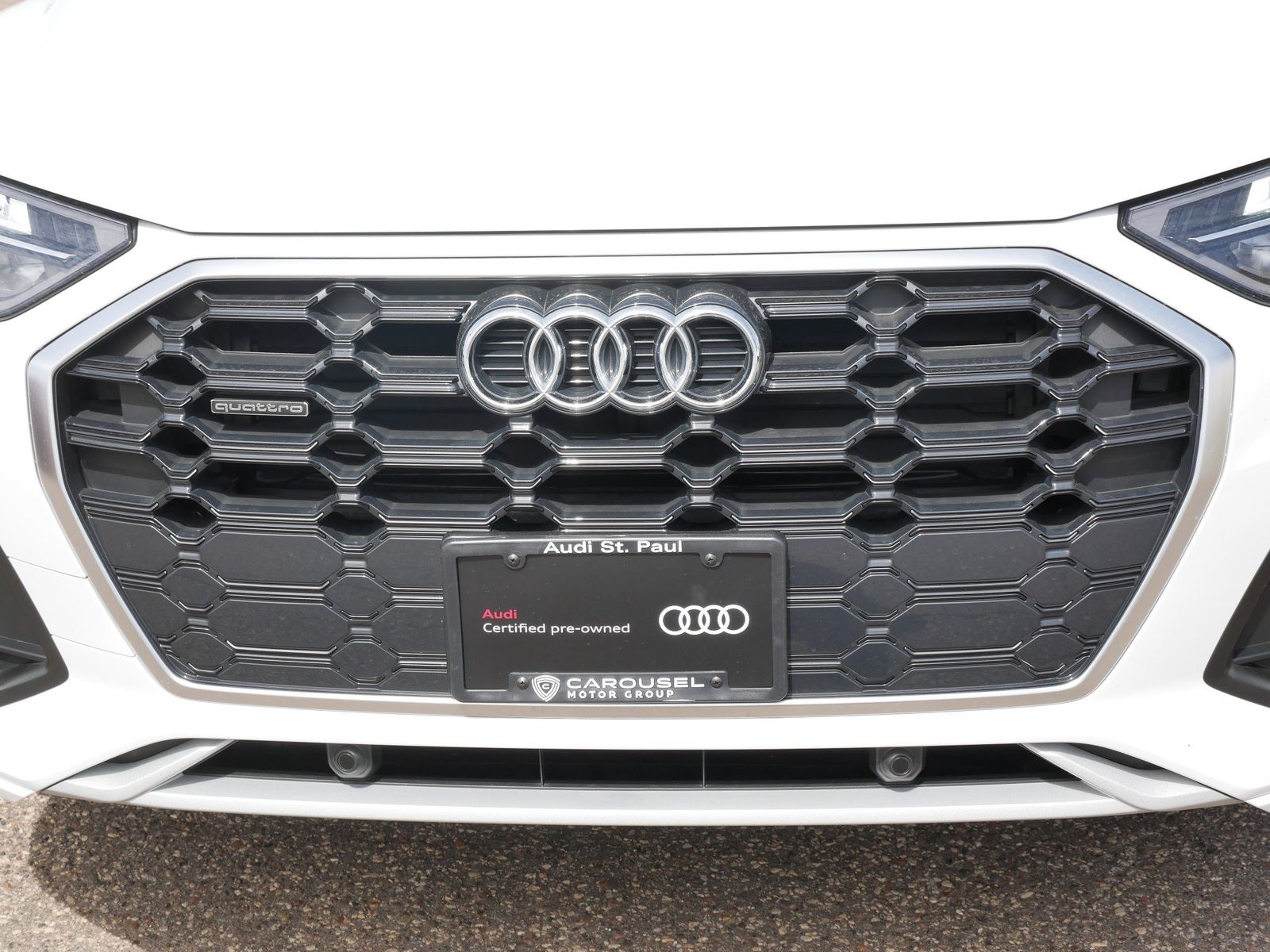 Thumbnail: 2023 Audi Q5 - 8