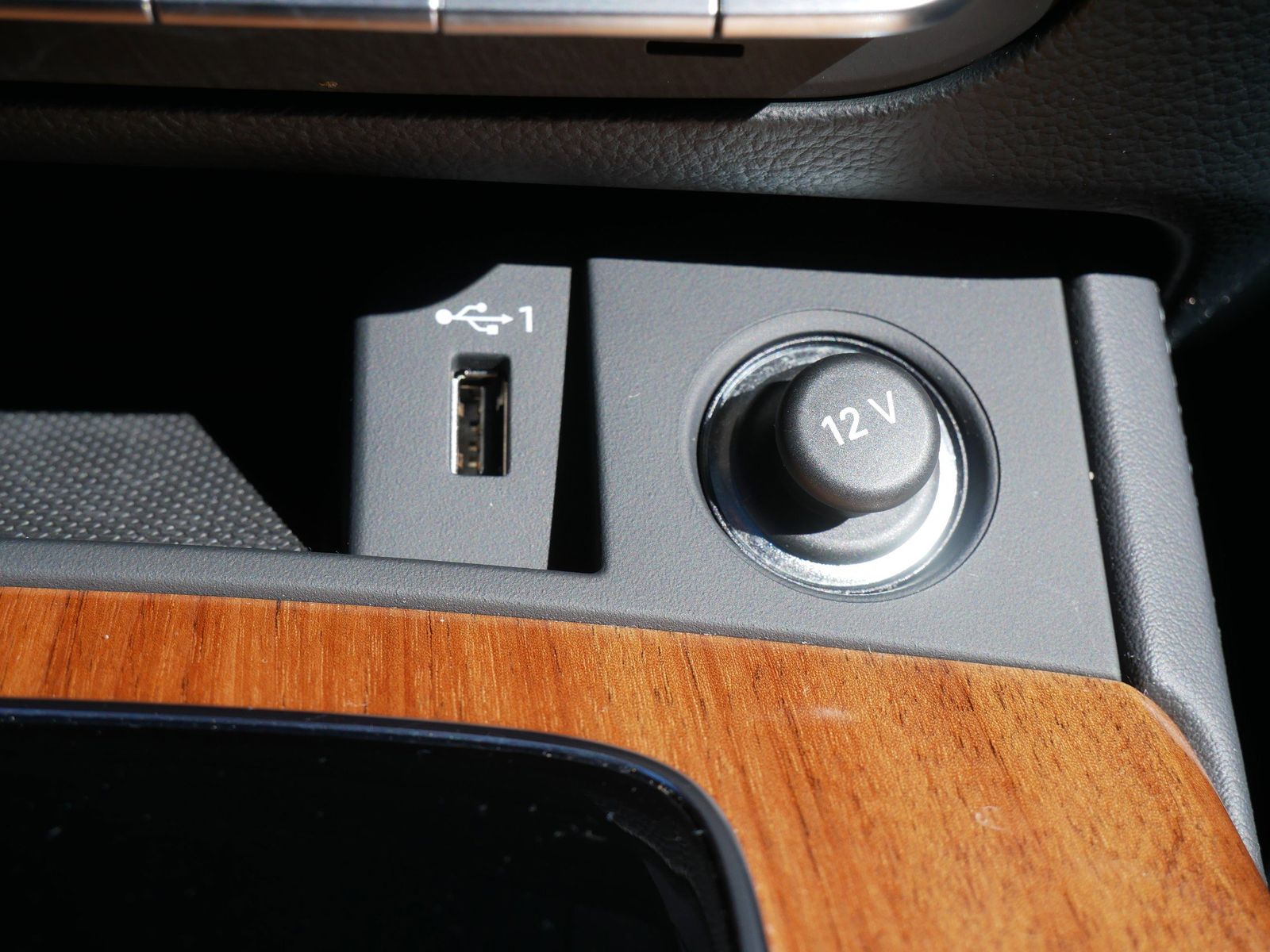 Thumbnail: 2023 Audi Q5 - 20