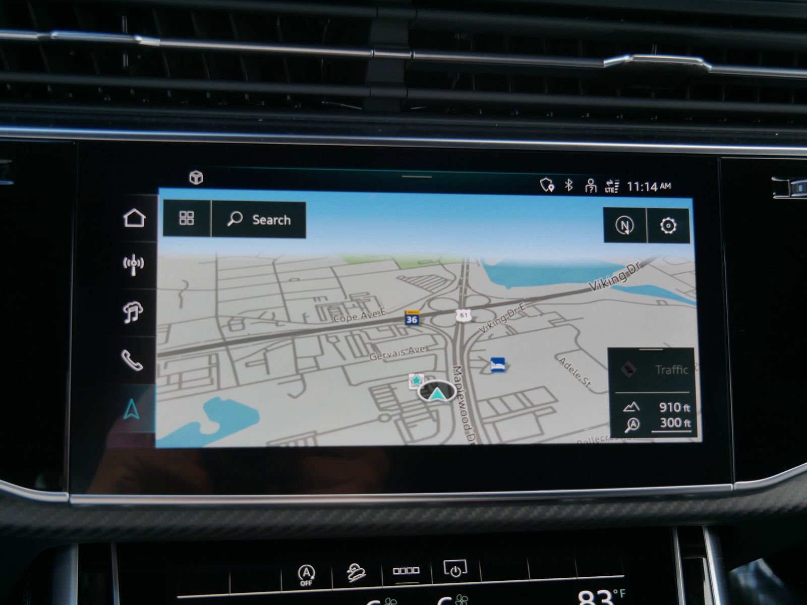 Thumbnail: 2025 Audi SQ8 - 24