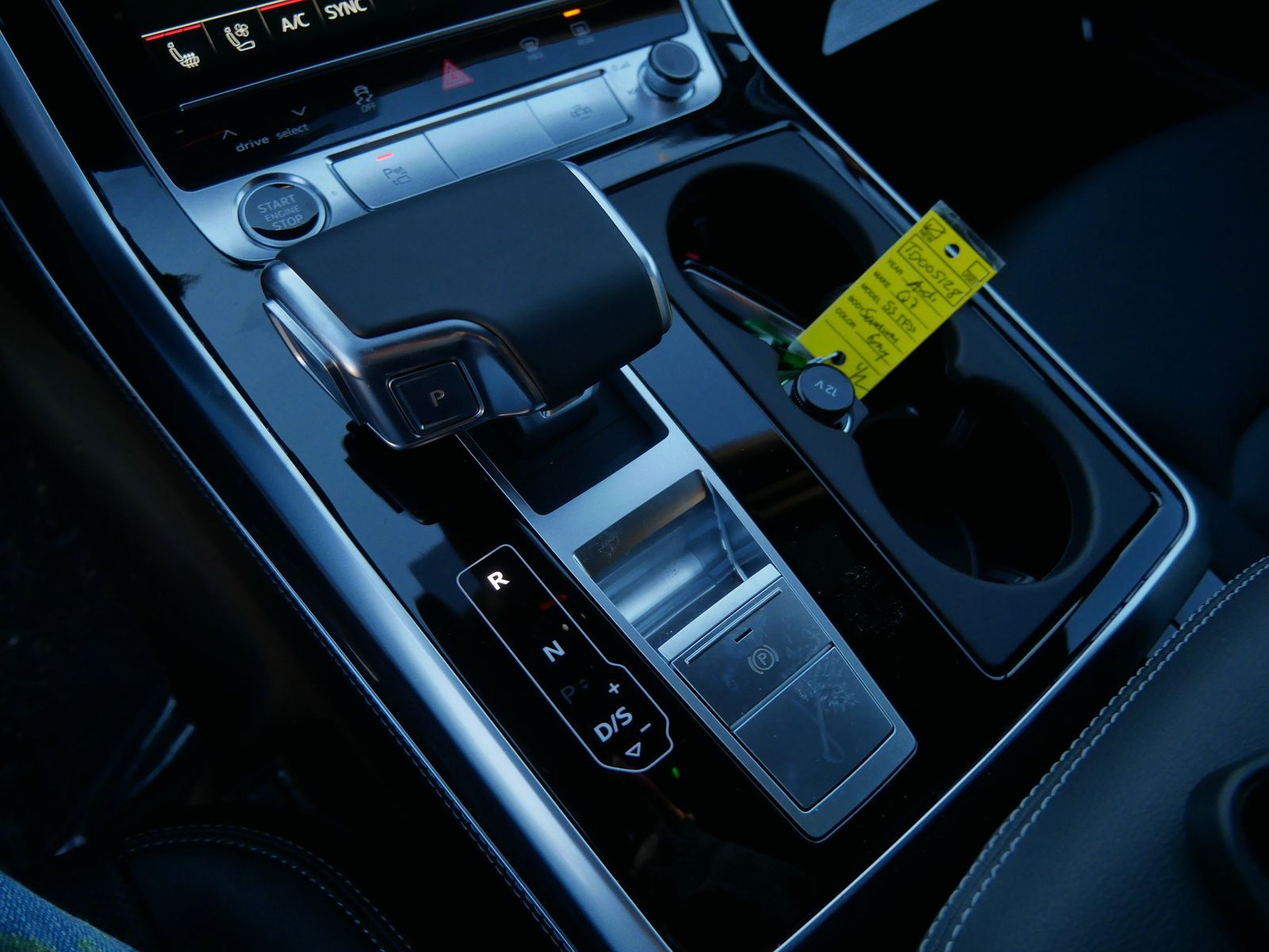 Thumbnail: 2026 Audi Q7 - 21