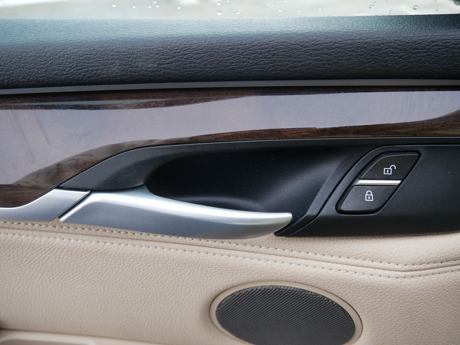 Thumbnail: 2015 BMW X5 - 15