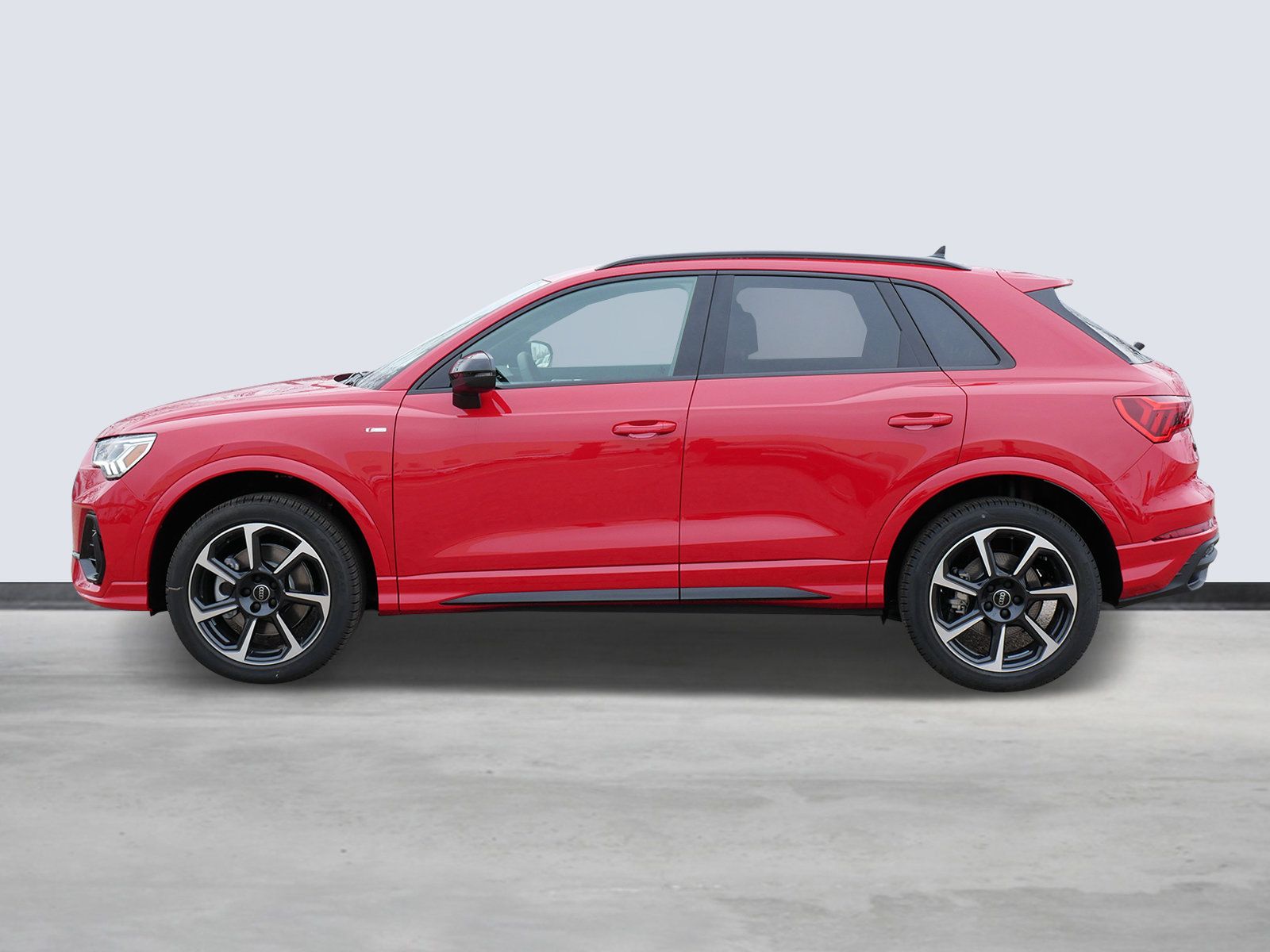 2025 Audi Q3 S line Premium Plus photo 2