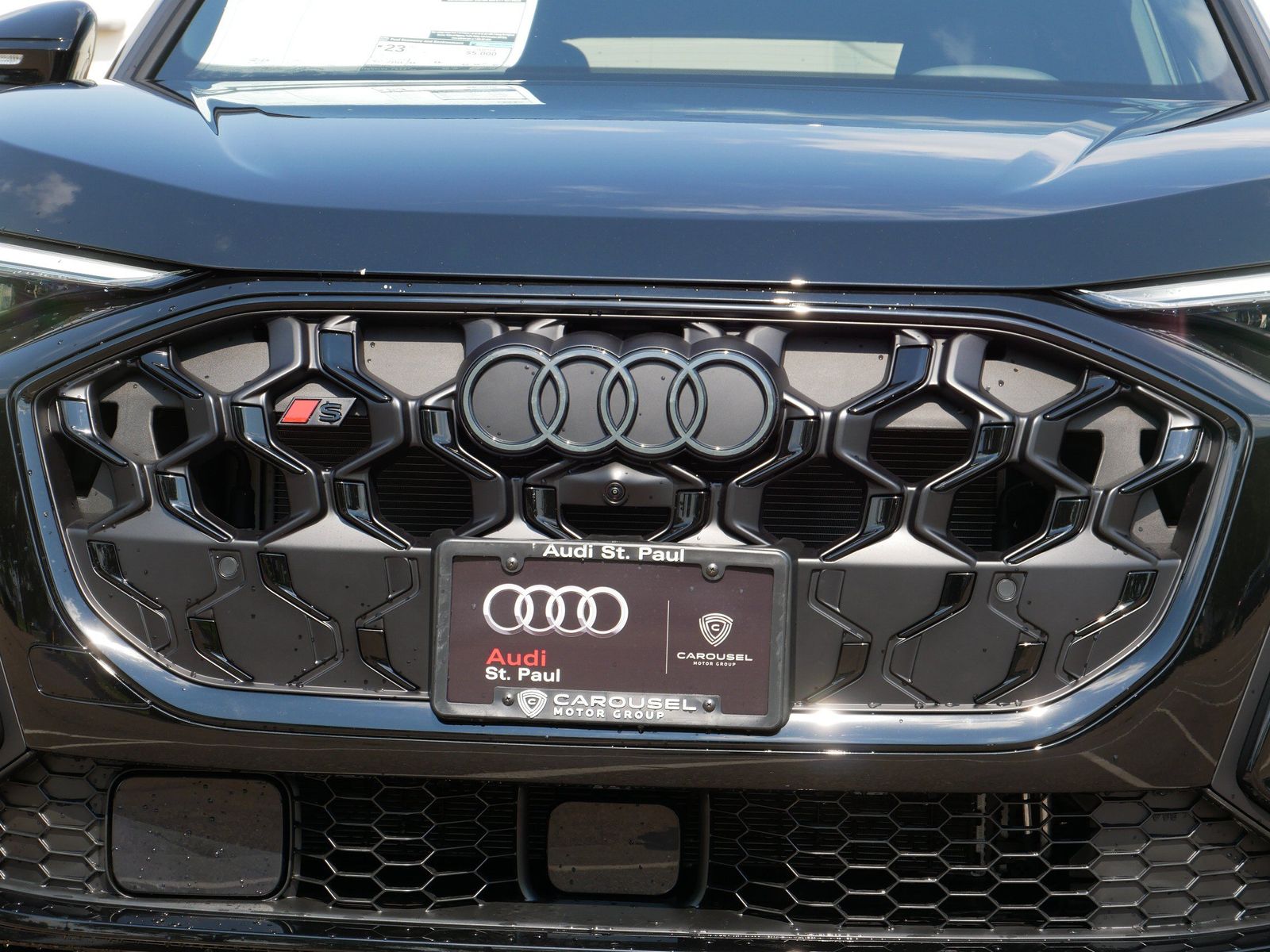 Thumbnail: 2026 Audi SQ5 - 7
