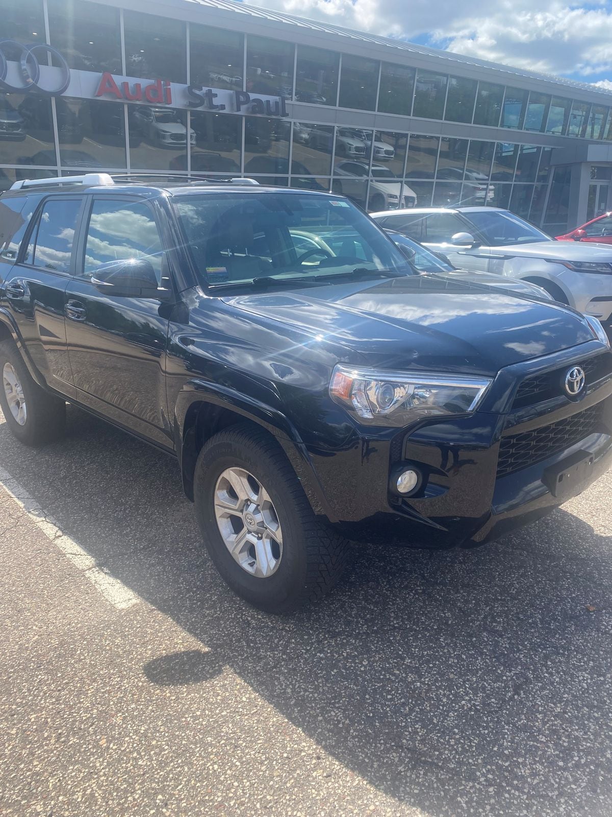 Thumbnail: 2015 Toyota 4Runner - 7