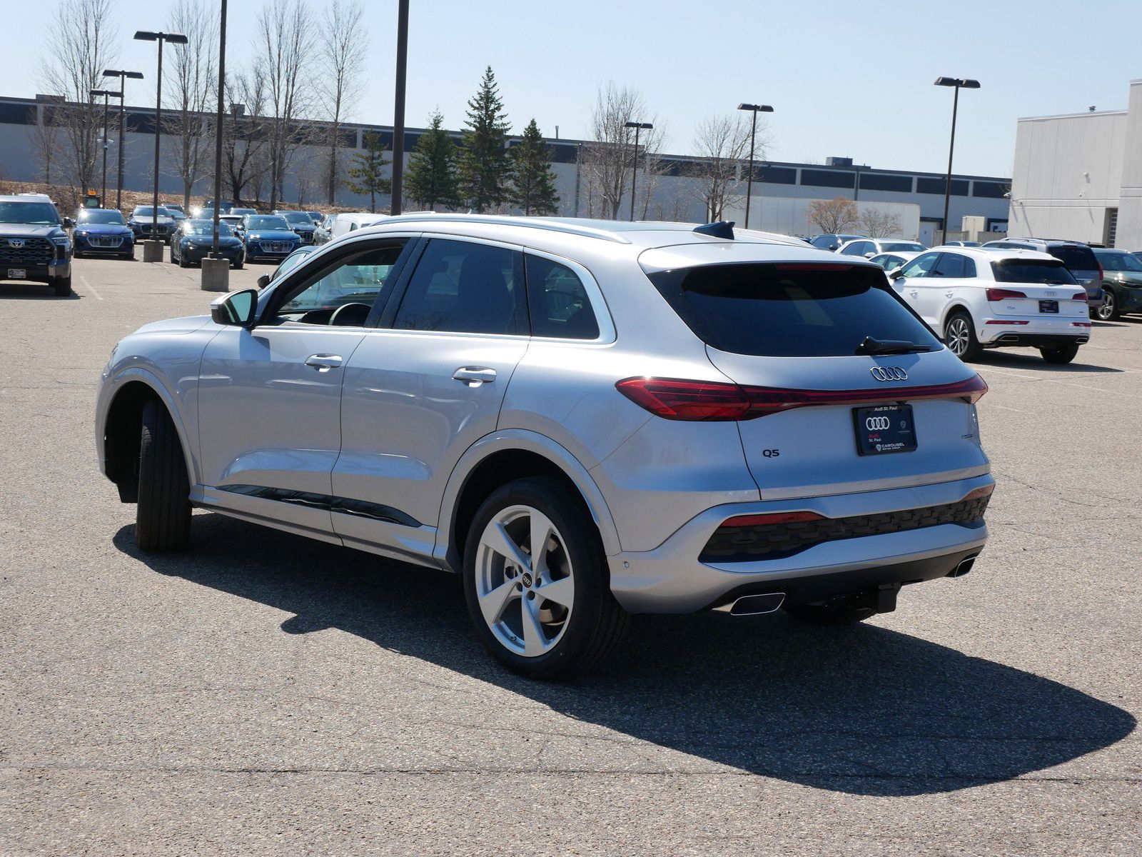 Thumbnail: 2026 Audi Q5 - 3