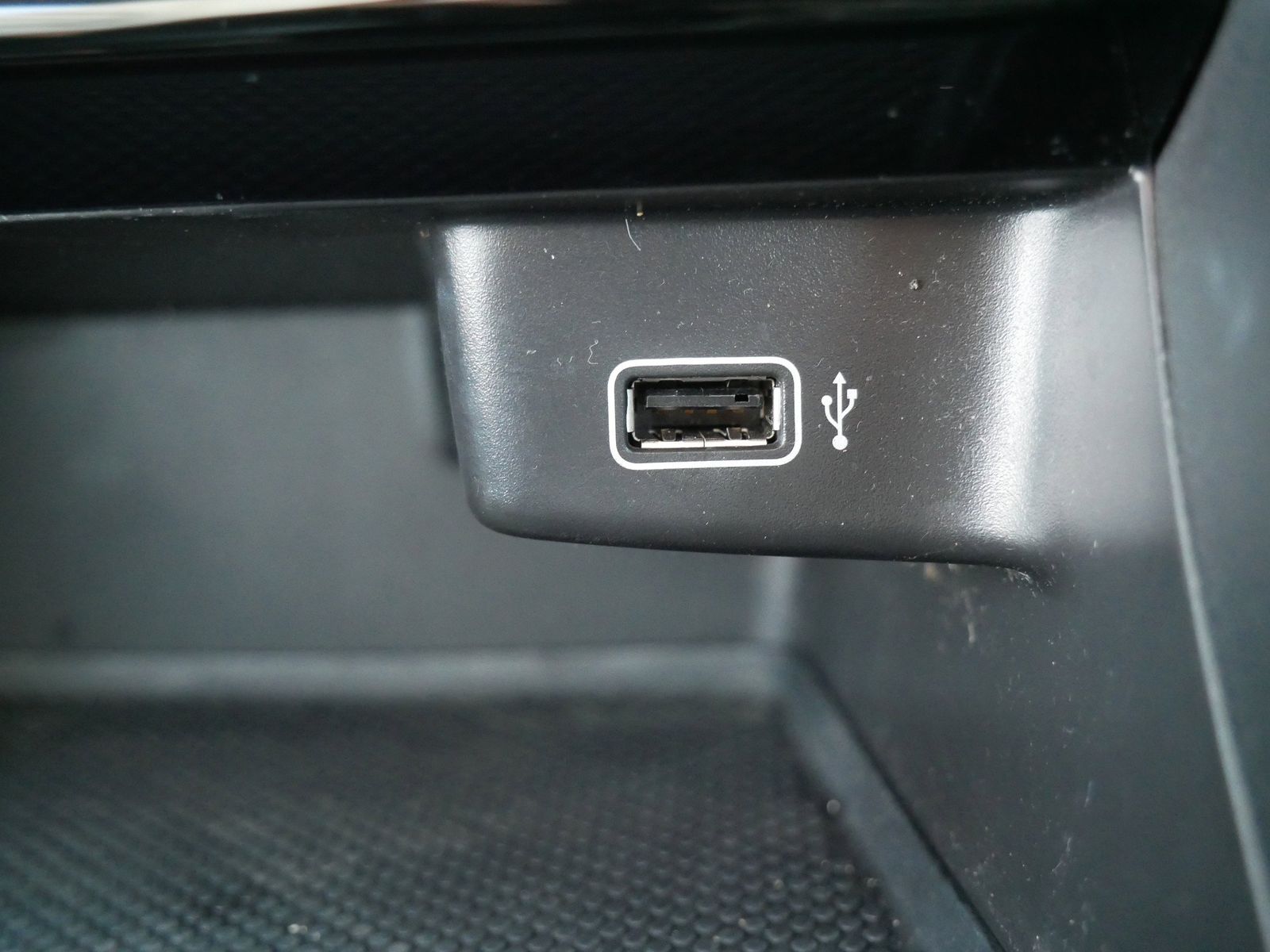 Thumbnail: 2019 Volkswagen Jetta - 20