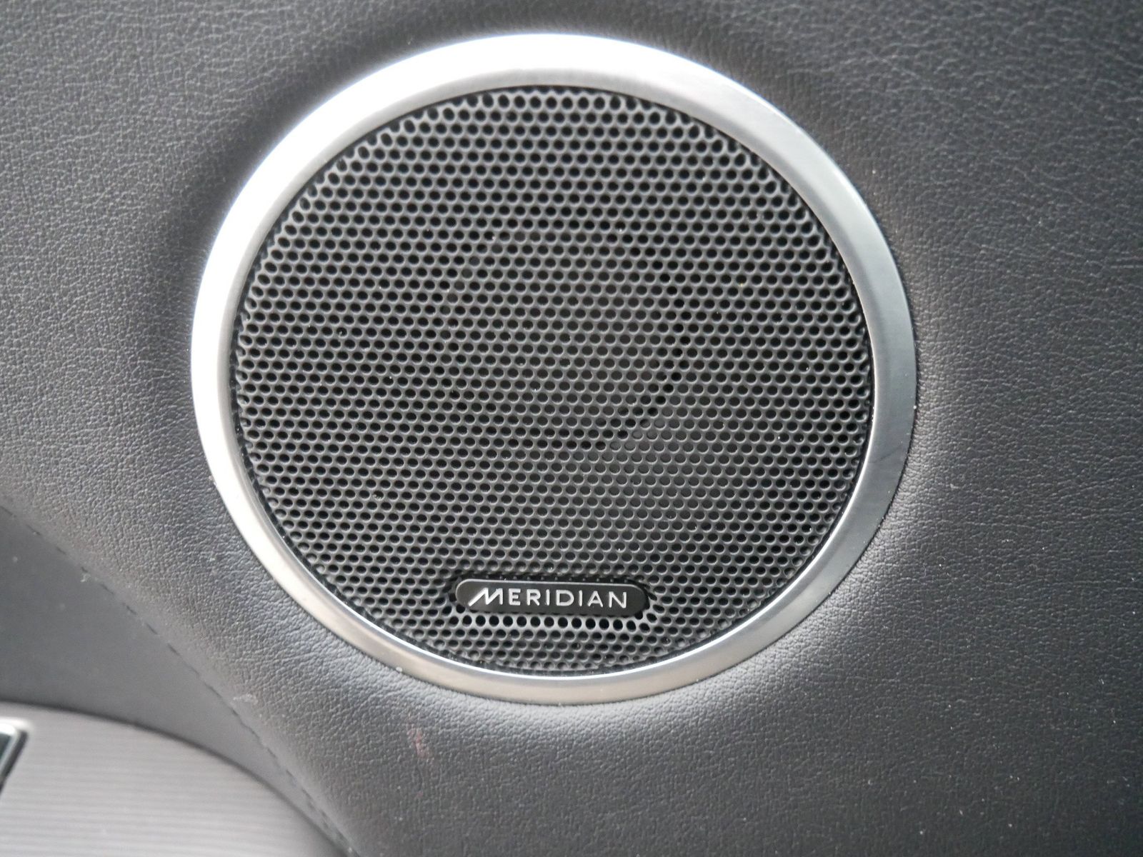 Thumbnail: 2018 Land Rover Range Rover Sport - 16