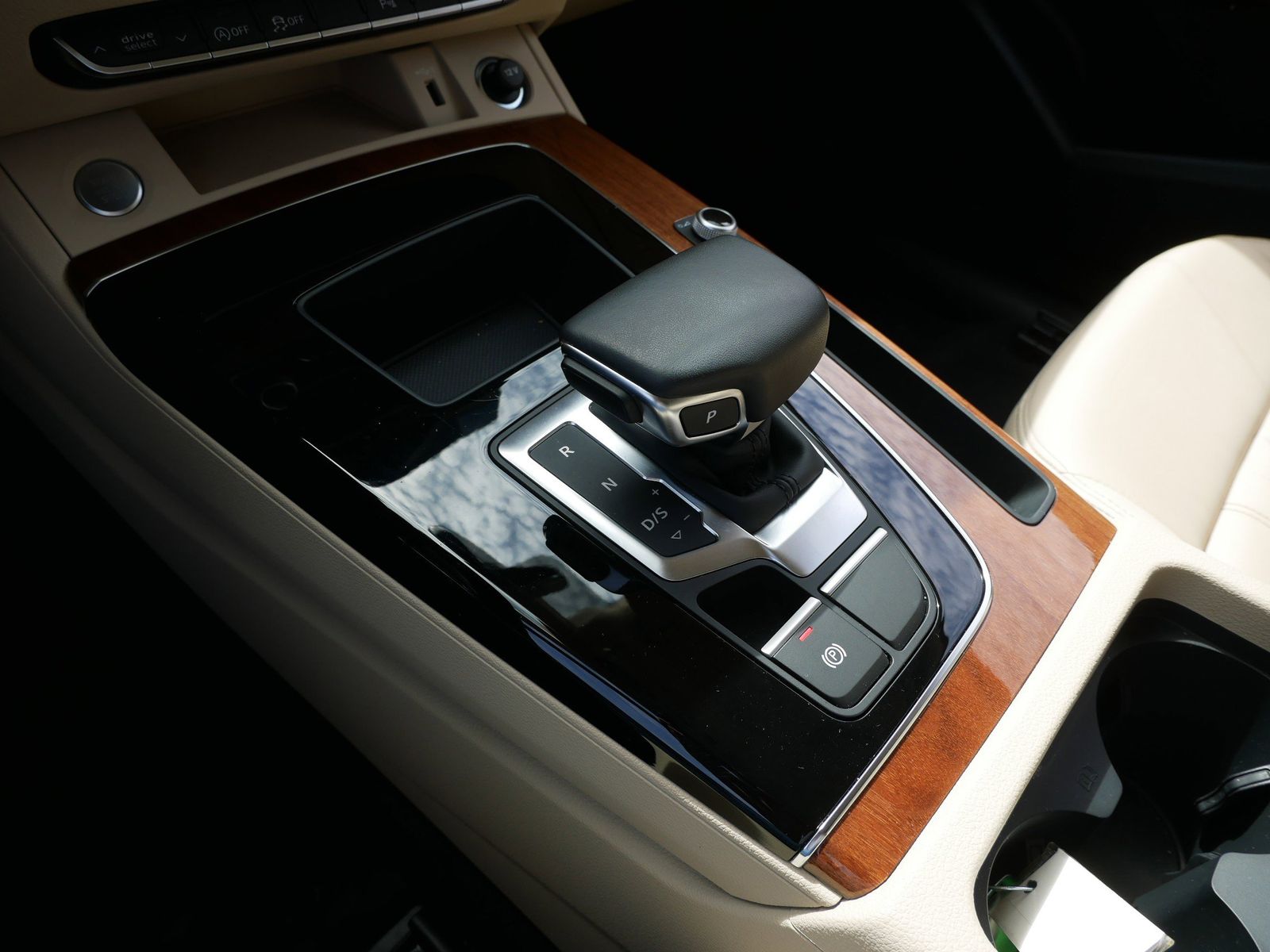Thumbnail: 2023 Audi Q5 - 26