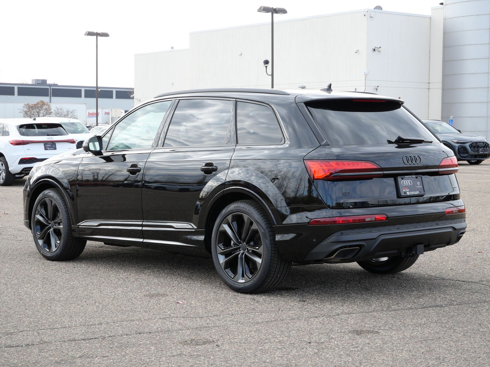 Thumbnail: 2026 Audi Q7 - 3