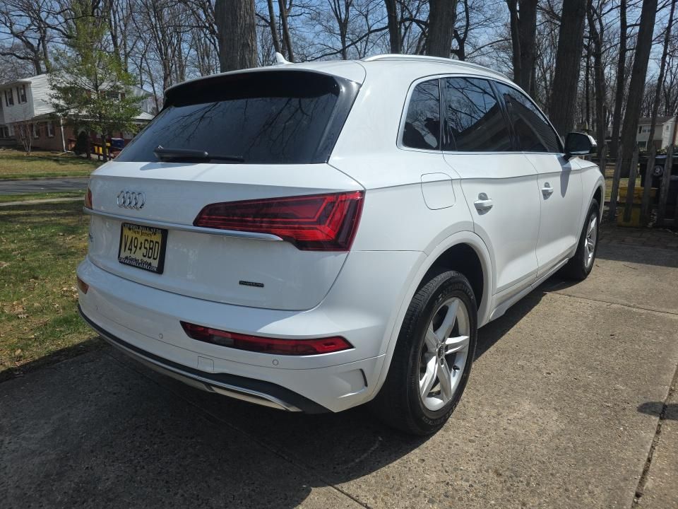Thumbnail: 2023 Audi Q5 - 11