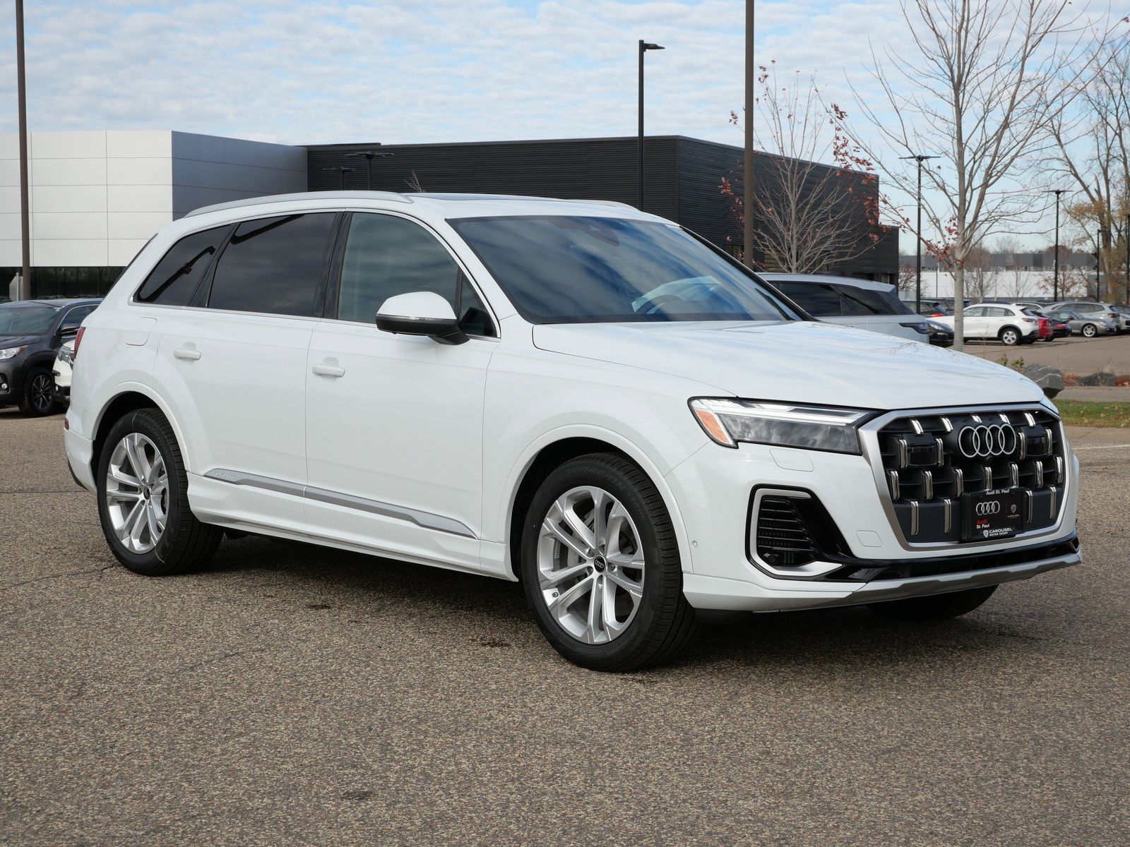 Thumbnail: 2026 Audi Q7 - 6