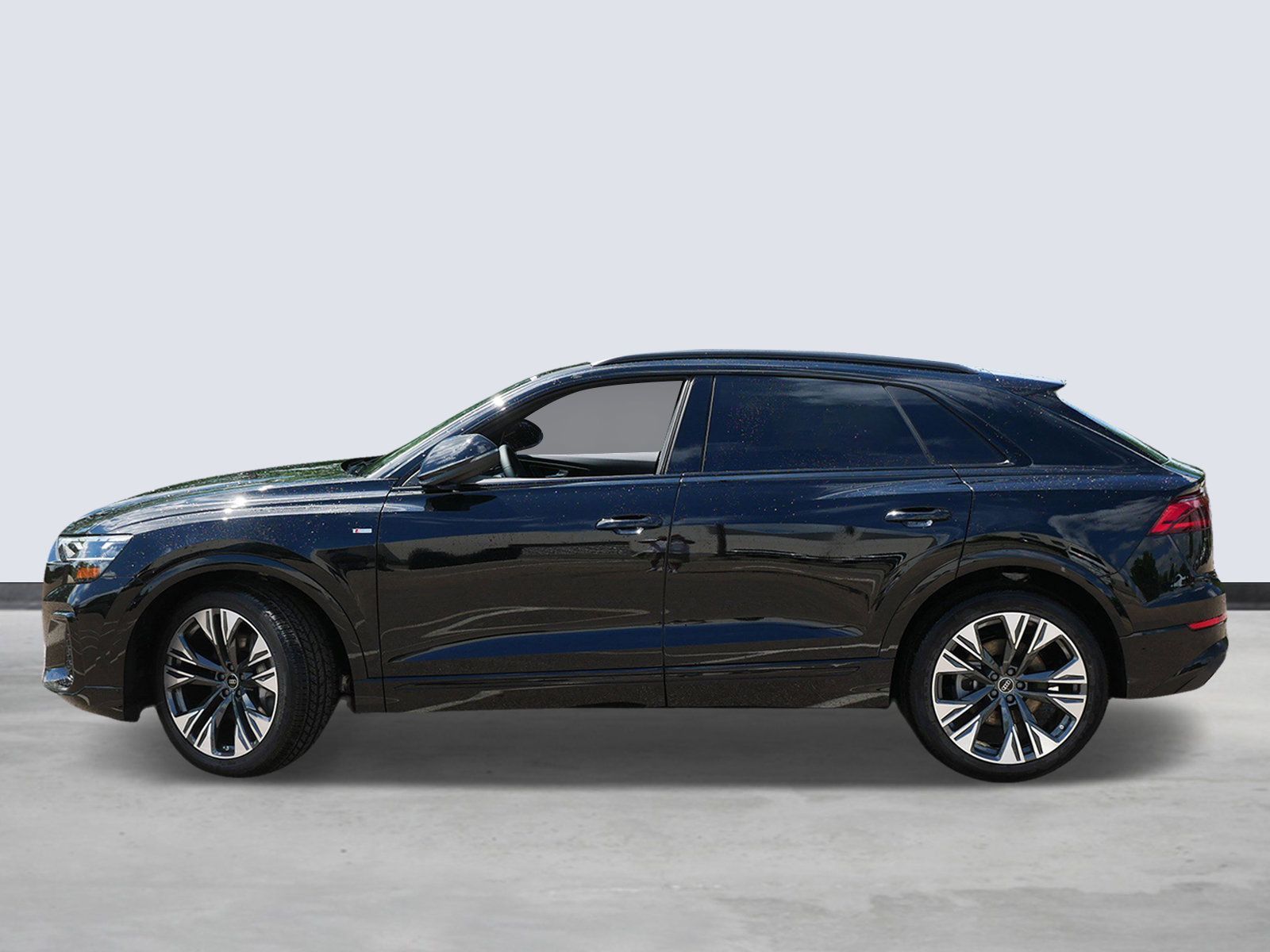 Thumbnail: 2026 Audi Q8 - 2