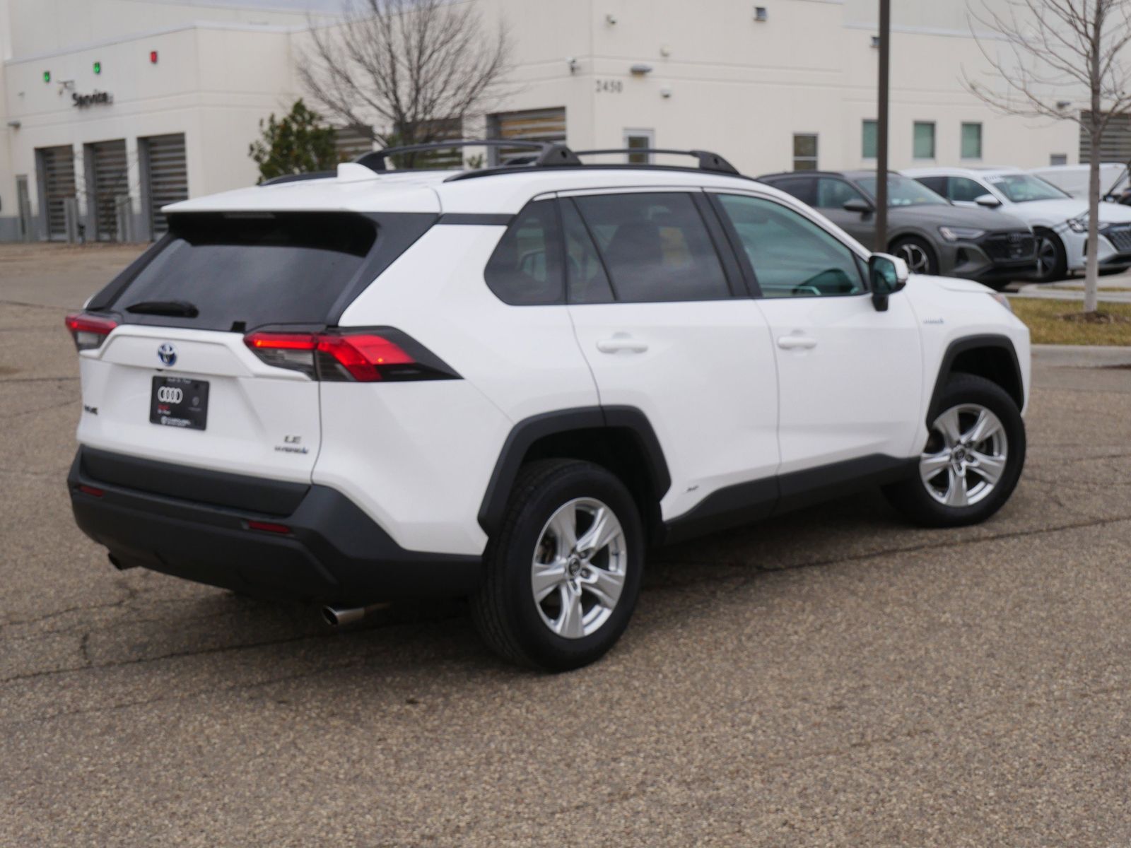 Thumbnail: 2019 Toyota RAV4 - 4