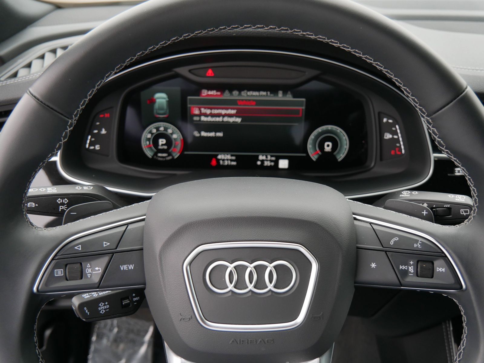 Thumbnail: 2025 Audi Q8 - 21