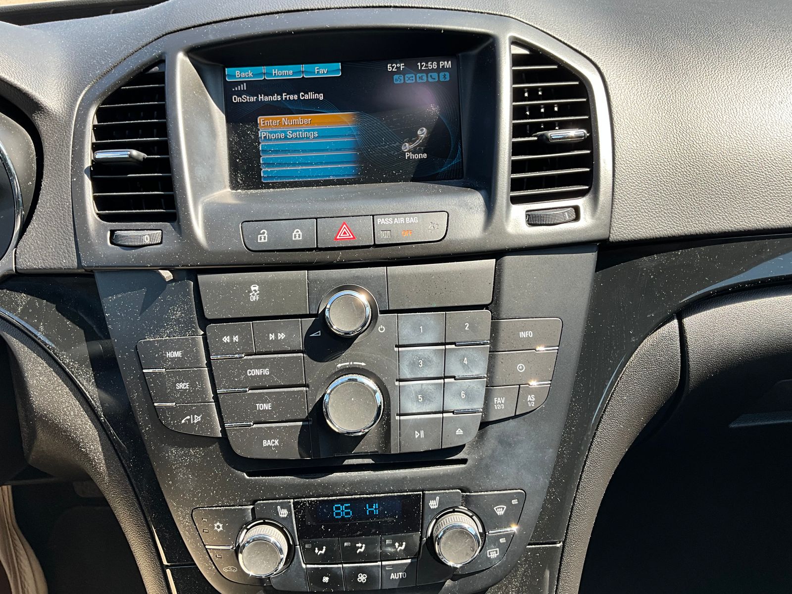 Thumbnail: 2012 Buick Regal - 16