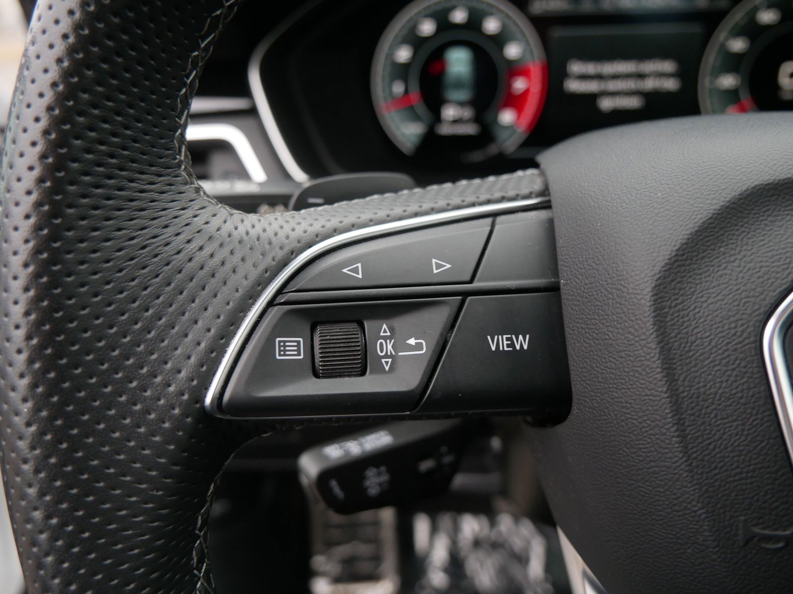 Thumbnail: 2023 Audi S4 - 28