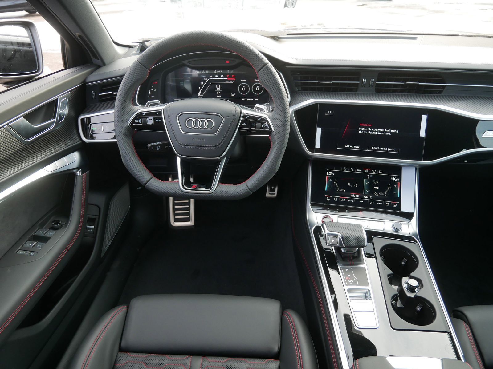 Thumbnail: 2026 Audi RS 6 - 12
