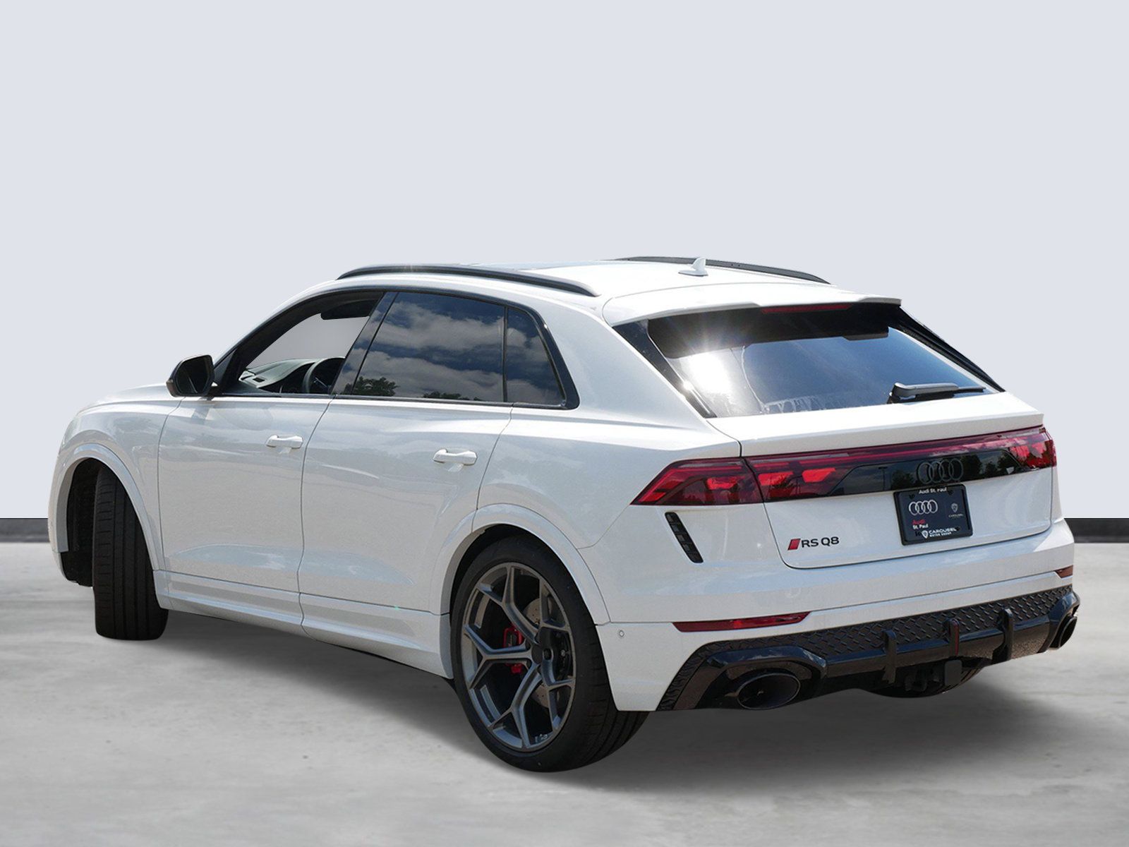 Thumbnail: 2026 Audi RS Q8 - 3
