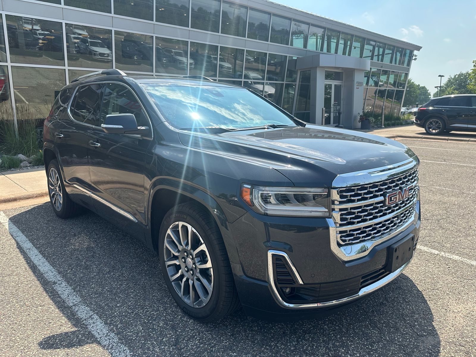 Thumbnail: 2021 GMC Acadia - 1