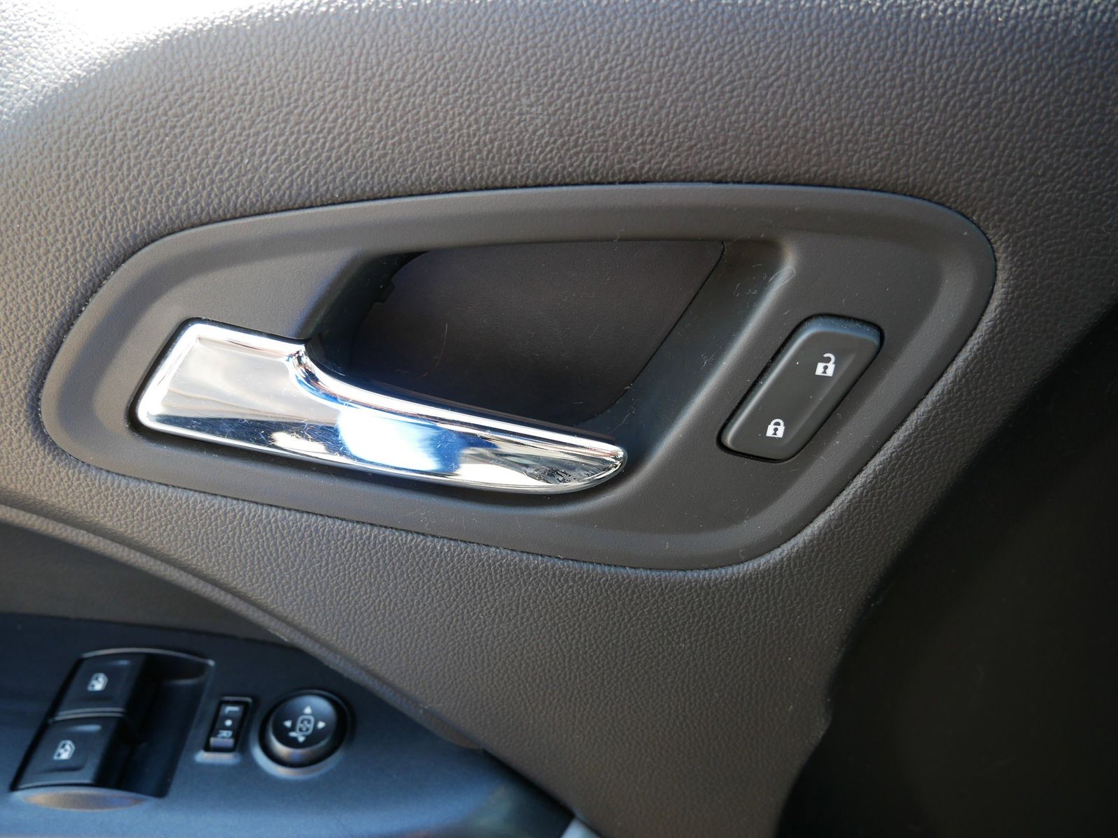 Thumbnail: 2017 Chevrolet Colorado - 17