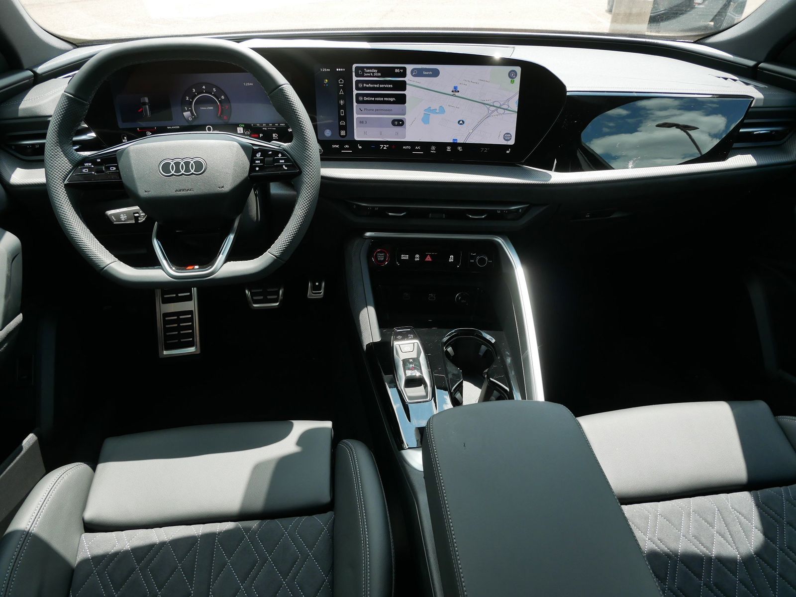 Thumbnail: 2026 Audi SQ5 - 11