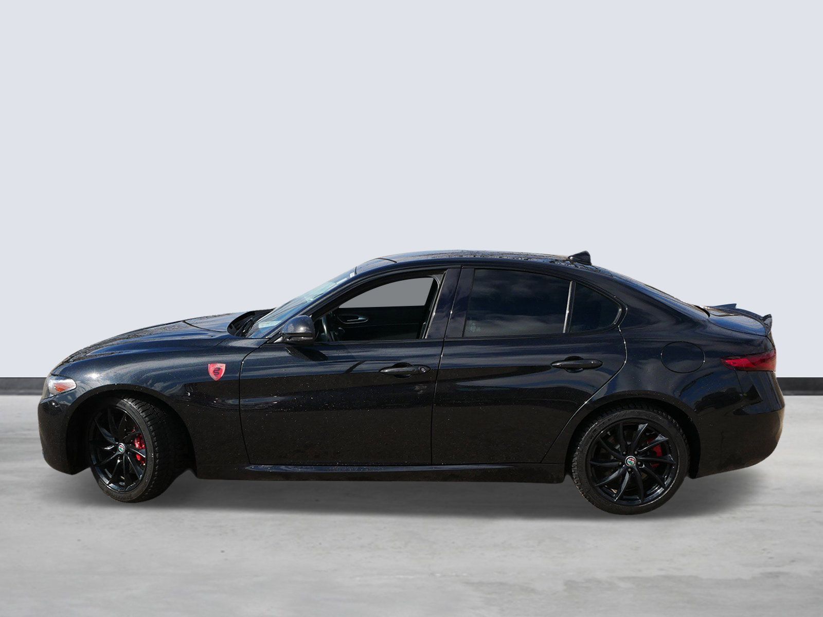 Thumbnail: 2017 Alfa Romeo Giulia - 2