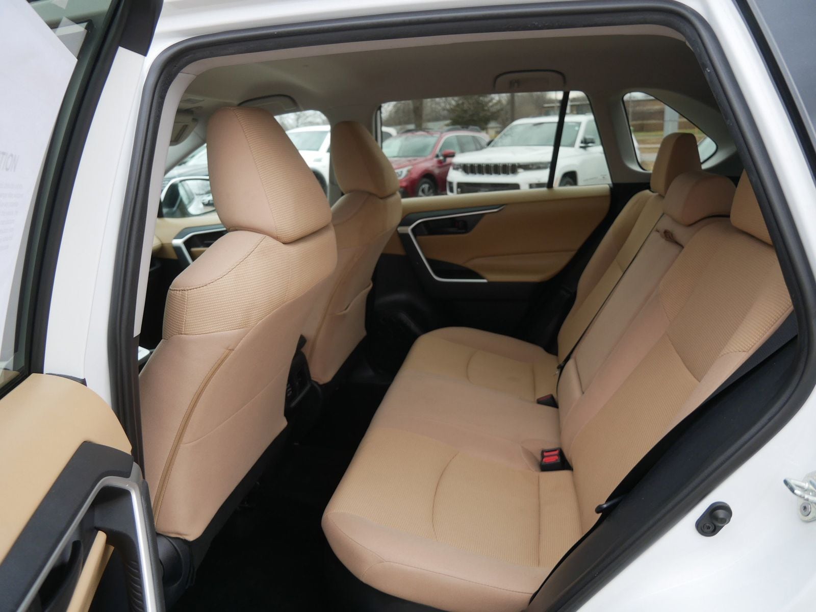 Thumbnail: 2019 Toyota RAV4 - 11