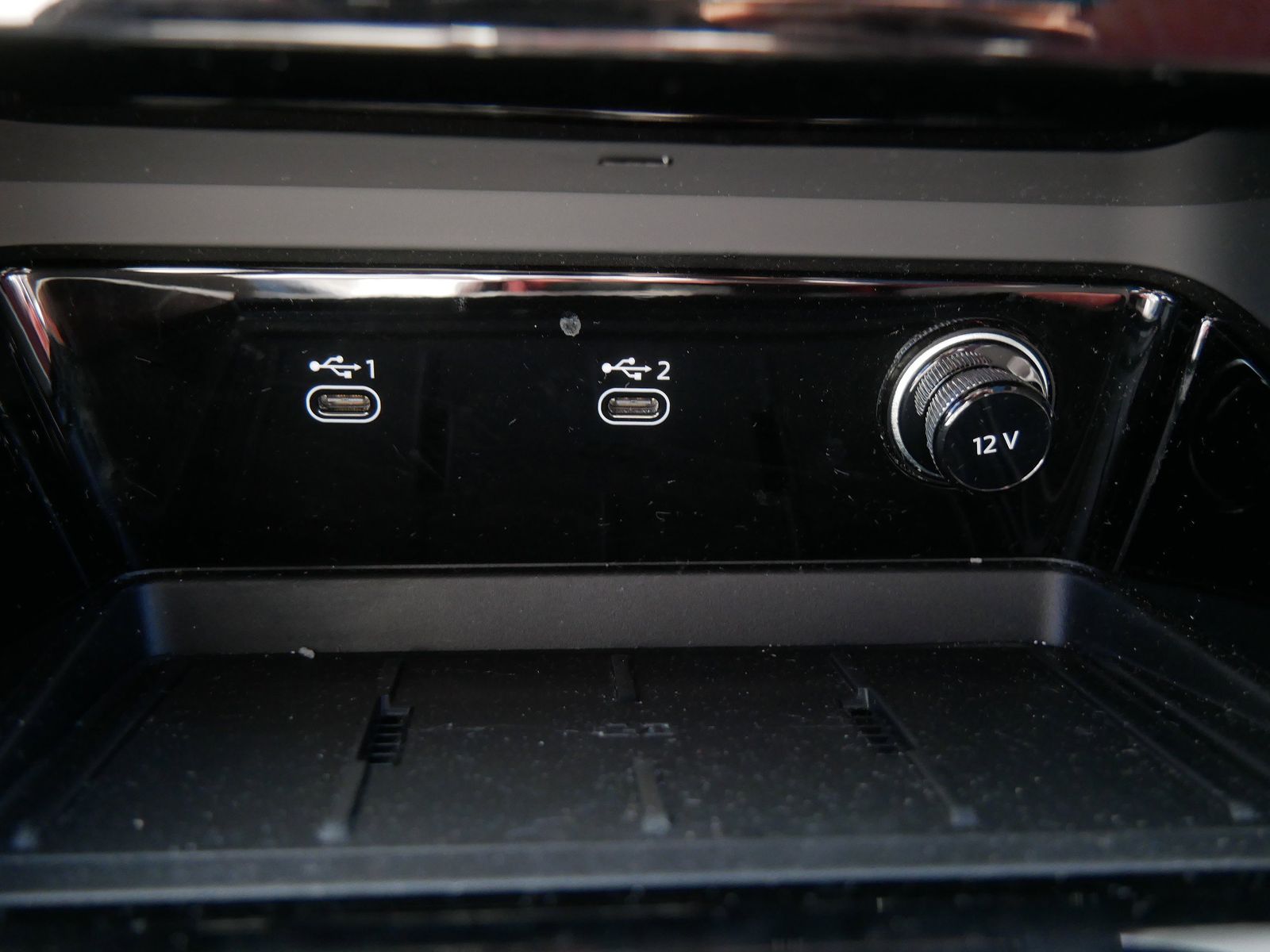 Thumbnail: 2025 Audi SQ5 - 20