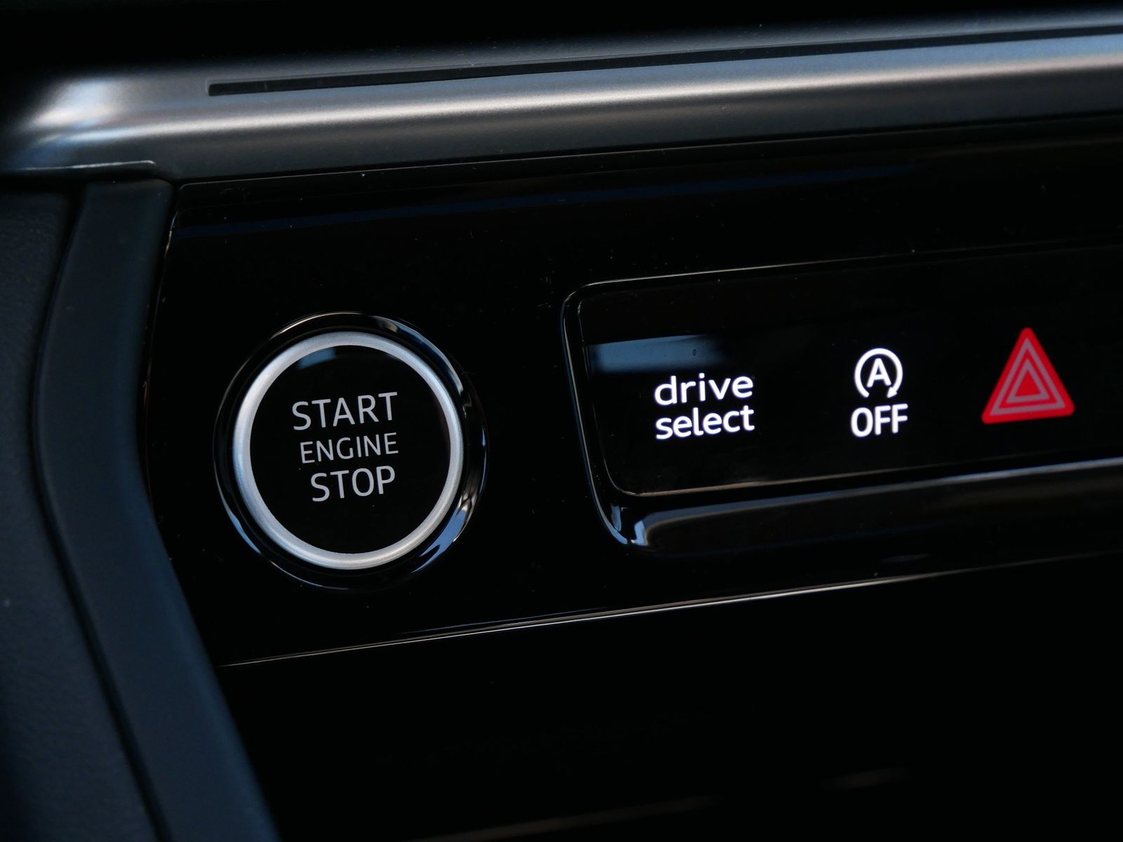 Thumbnail: 2025 Audi Q5 - 19