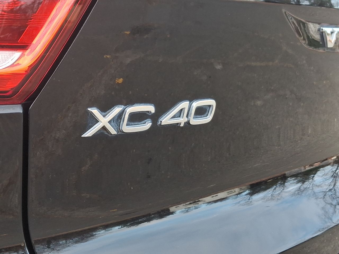 Thumbnail: 2020 Volvo XC40 - 28