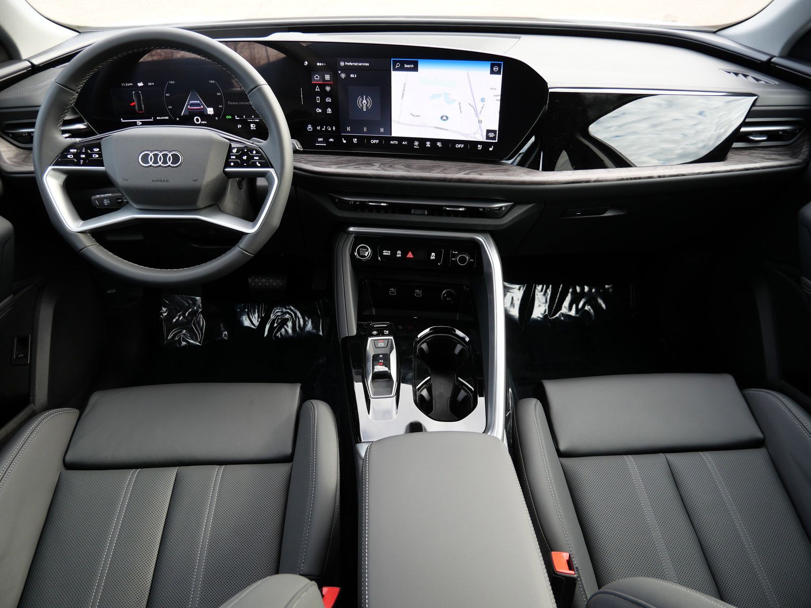 Thumbnail: 2025 Audi Q5 - 11