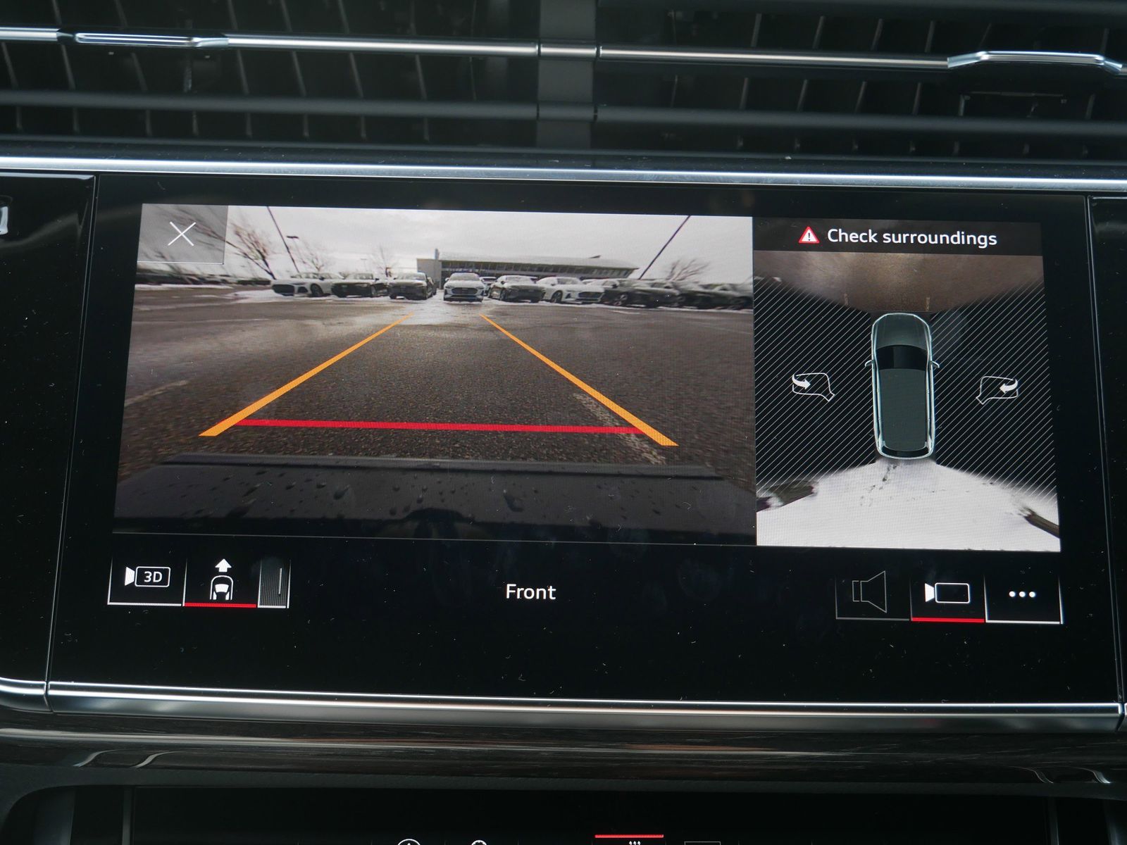 Thumbnail: 2026 Audi Q7 - 22