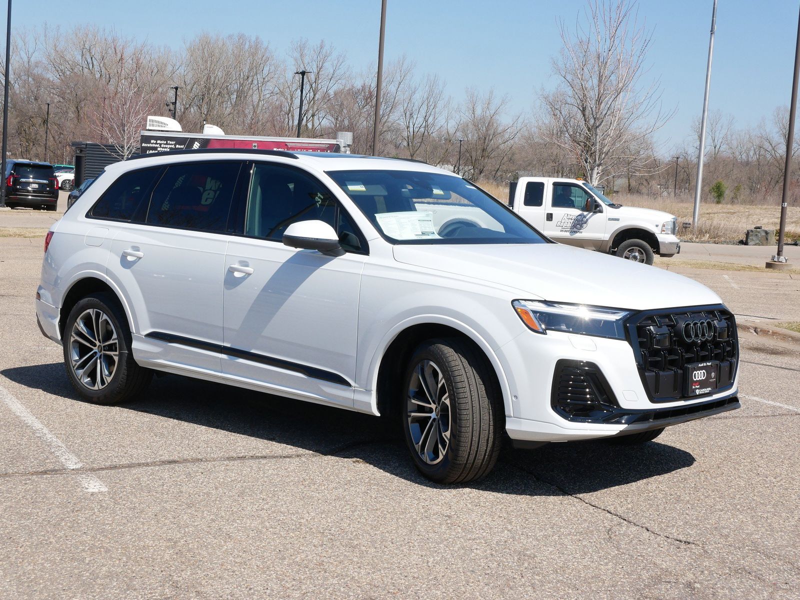 Thumbnail: 2026 Audi Q7 - 6