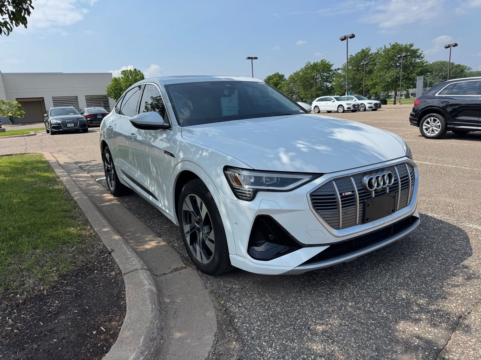 2022 Audi e-tron S Premium Plus -
                  Saint Paul, MN
