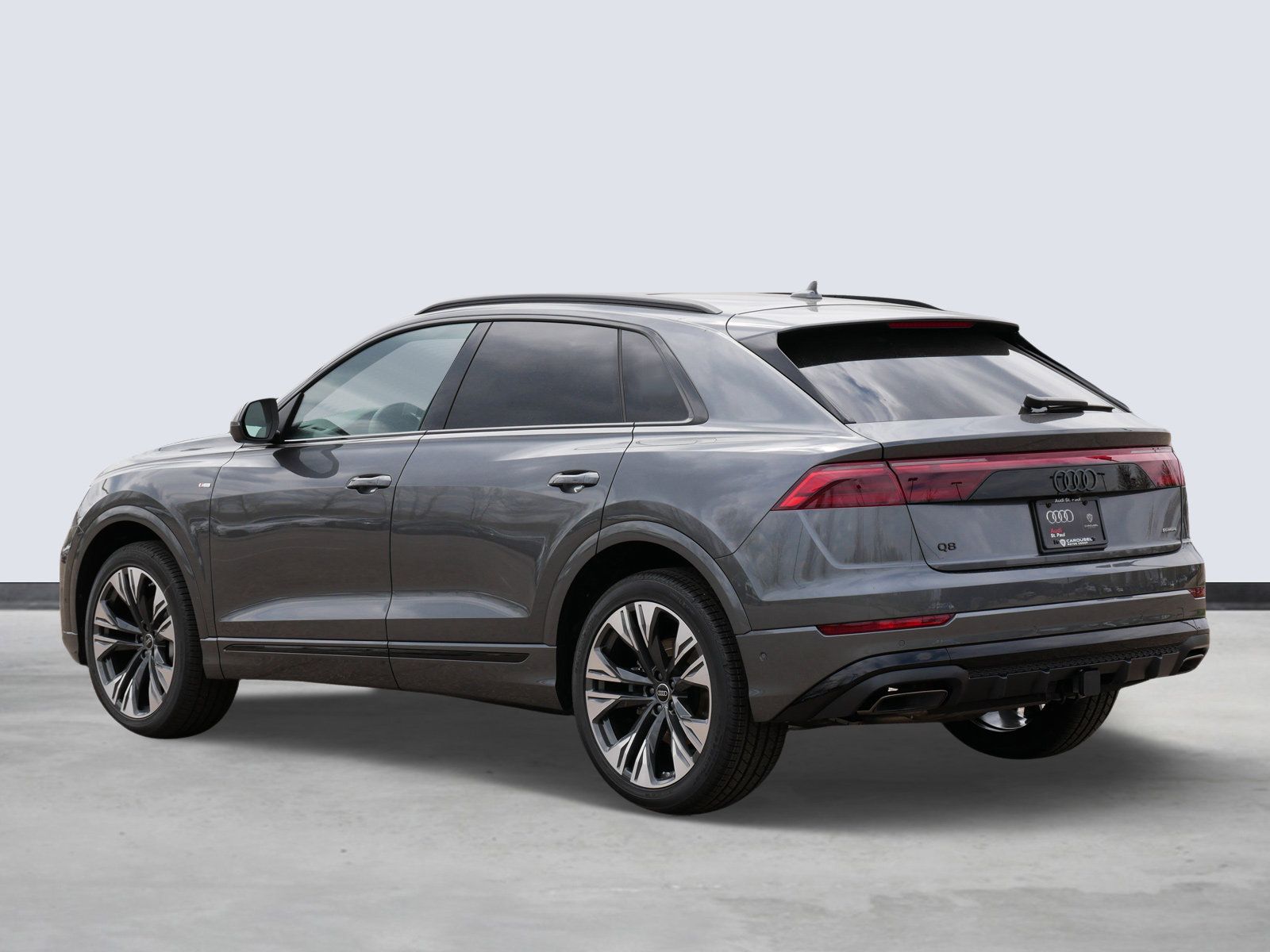 2025 Audi Q8 55 Premium Plus photo 3