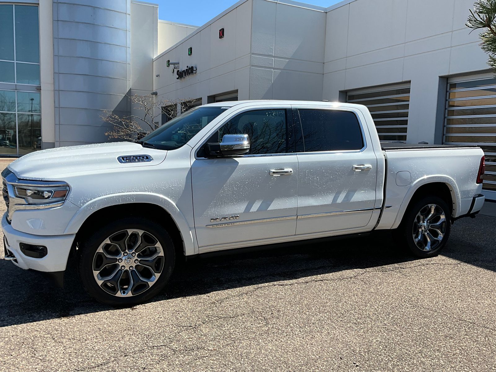 Thumbnail: 2019 RAM 1500 - 2