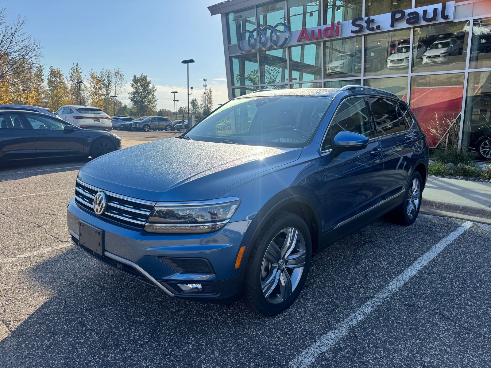 Thumbnail: 2019 Volkswagen Tiguan - 2