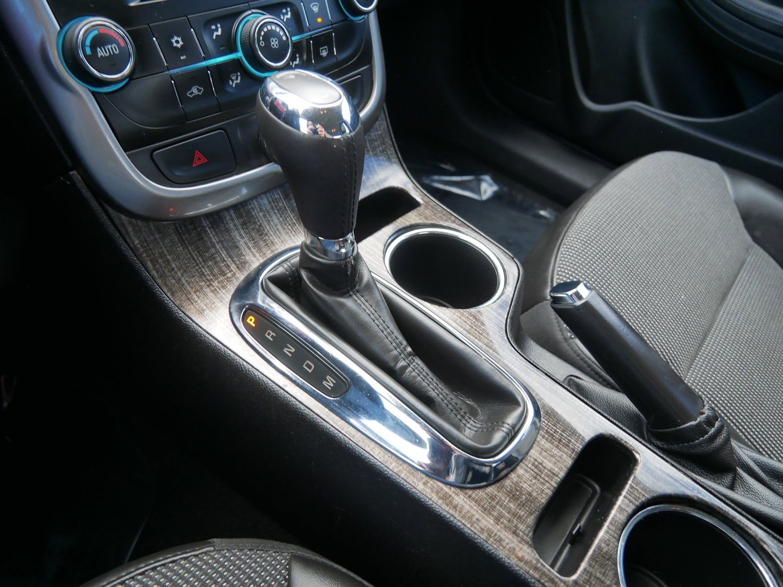 Thumbnail: 2014 Chevrolet Malibu - 17