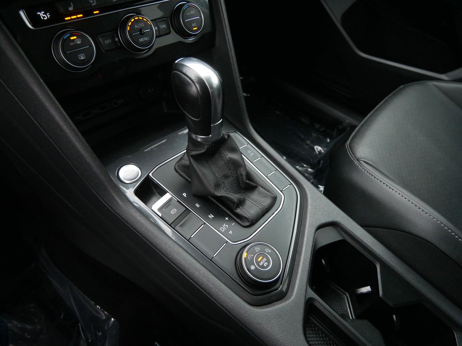 Thumbnail: 2019 Volkswagen Tiguan - 19