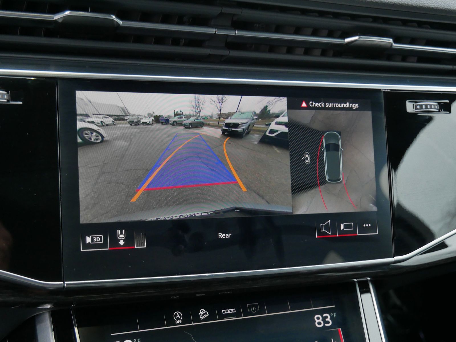 Thumbnail: 2025 Audi Q7 - 21