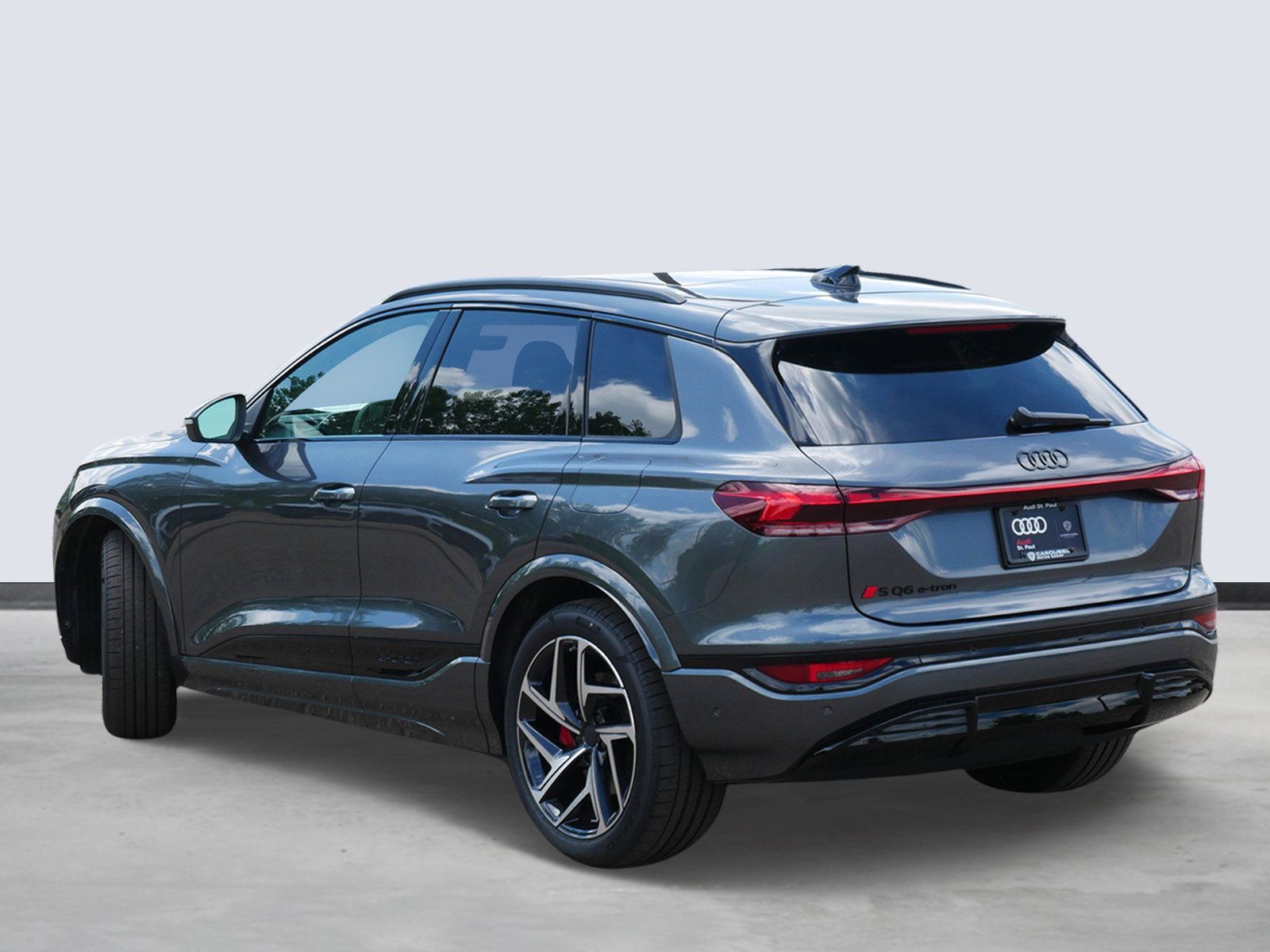 Thumbnail: 2027 Audi SQ6 e-tron - 3